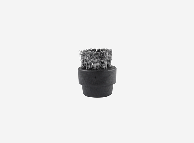 Small brush with steel bristles 30mm